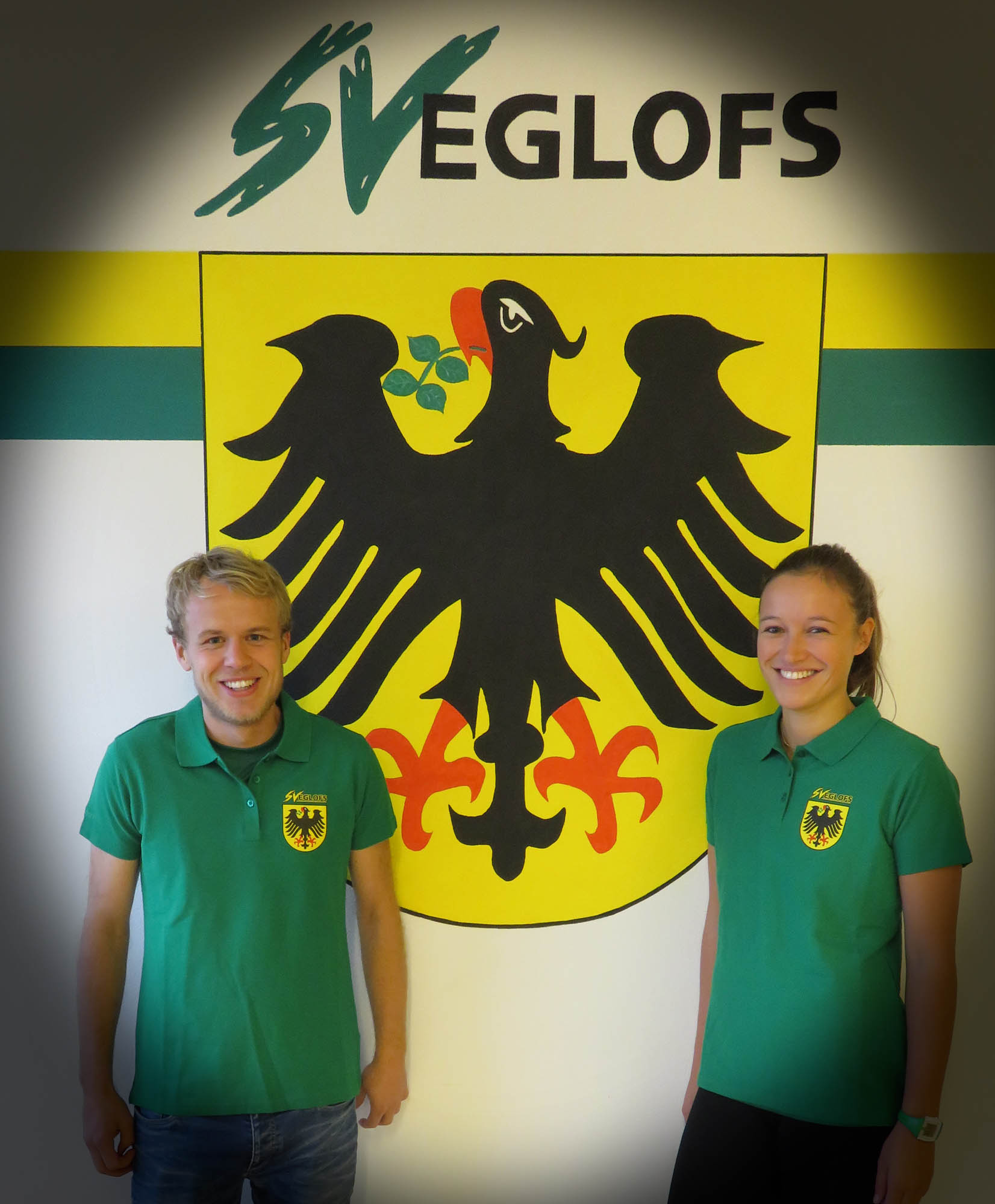Miri und Denis SVE-Shirts